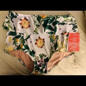 BNWT SMALL PEPLUM WILDFLOWER BOTTOMS